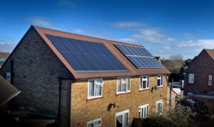 Integrated vs On-Roof Solar Panels